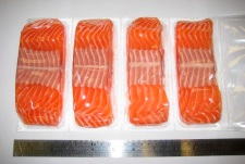 Salmon-portion-in-film.chain Salmon-portion-in-film.chain
